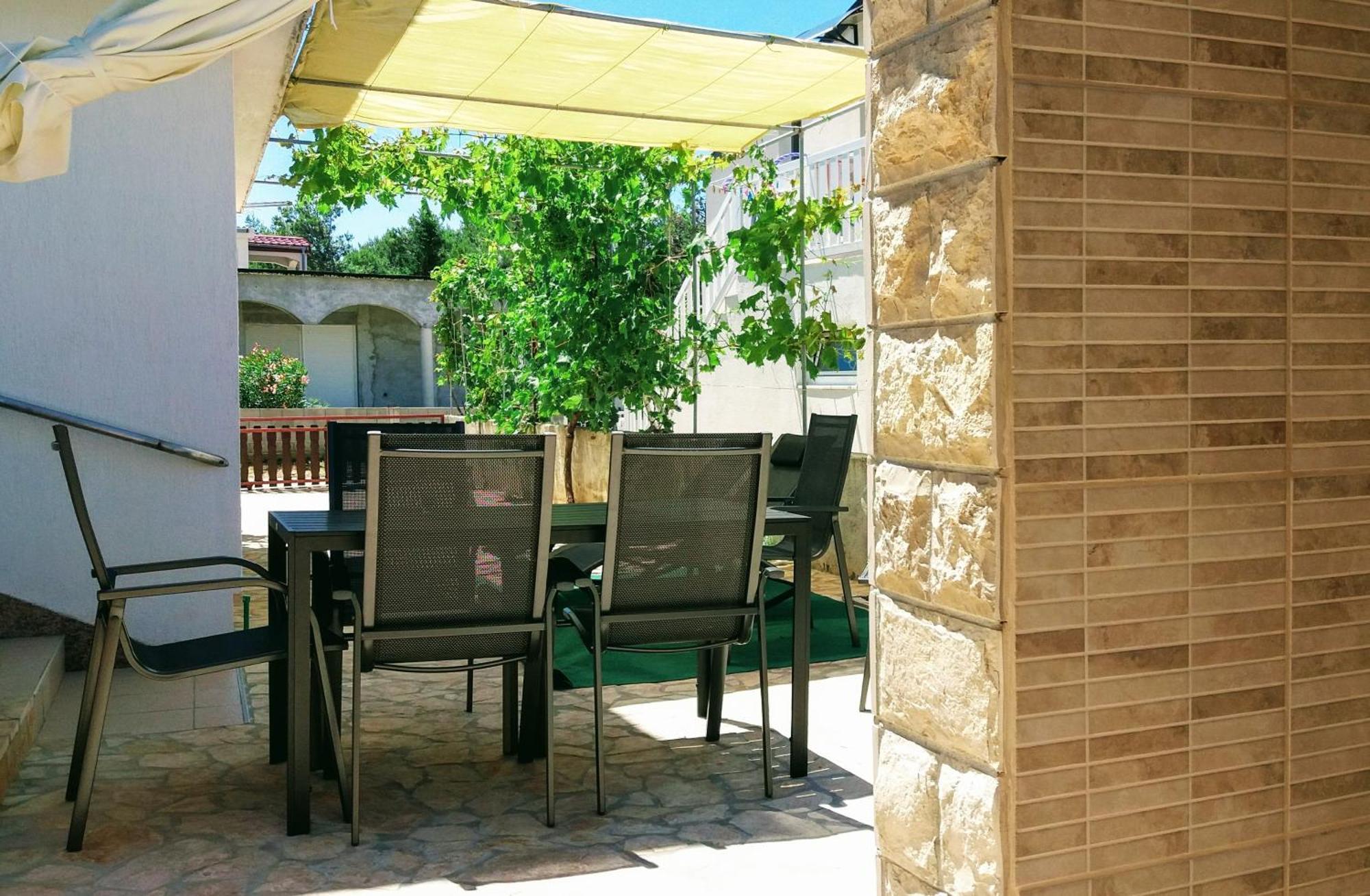 Apartments Jolic วีร์ ภายนอก รูปภาพ