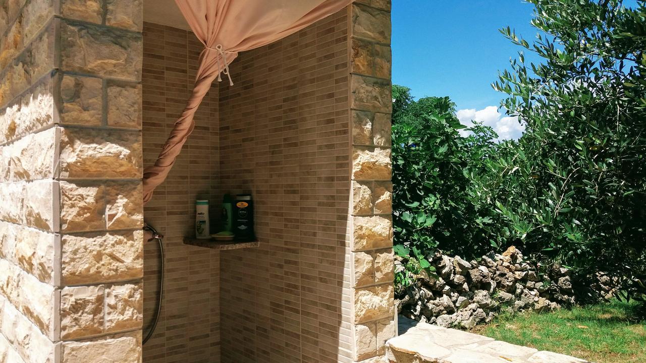 Apartments Jolic วีร์ ภายนอก รูปภาพ